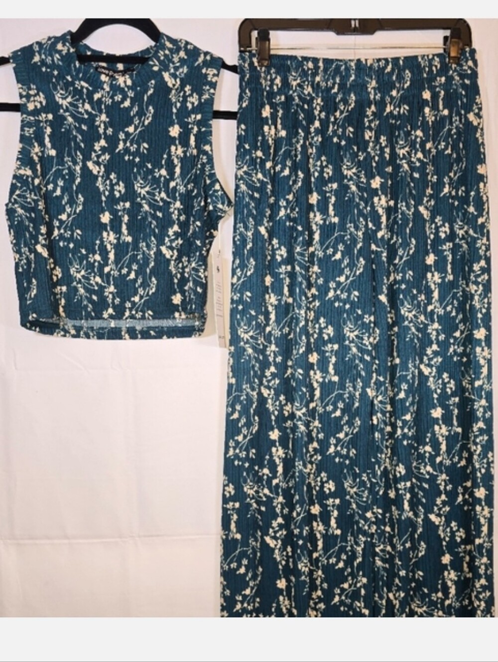 Women's Teal Floral Two-Piece Set - Sleeveless Top & Wide-Leg Pants